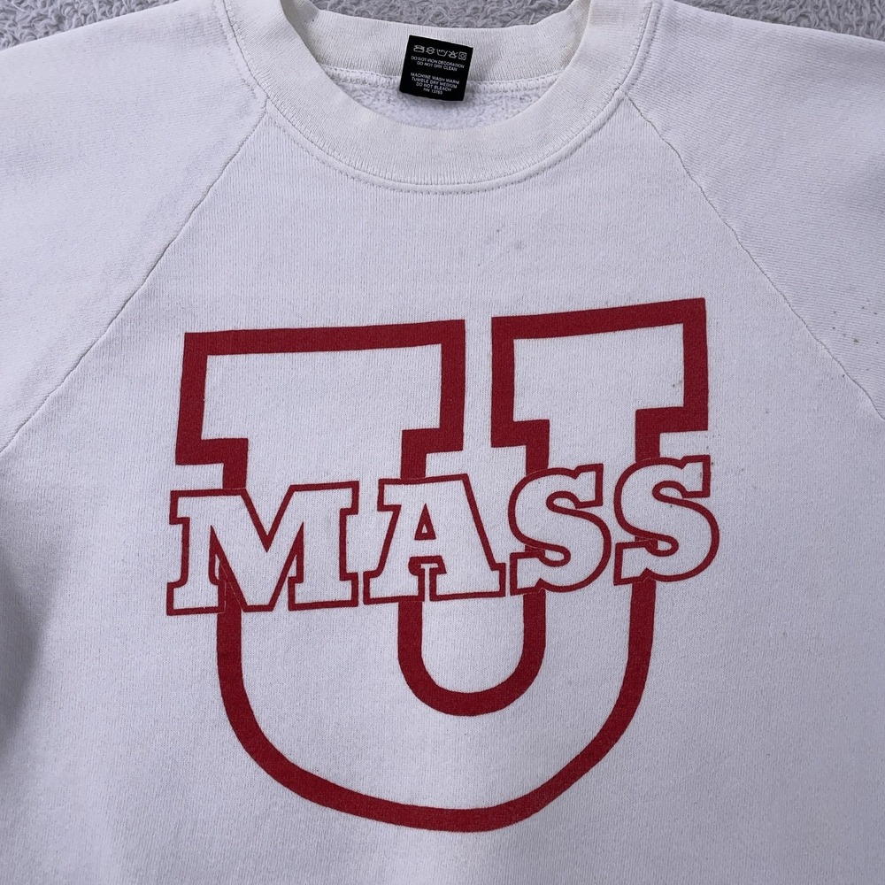 Vintage UMass Minutemen Sweatshirt CROP FIT XS White Crewneck College Raglan 90s